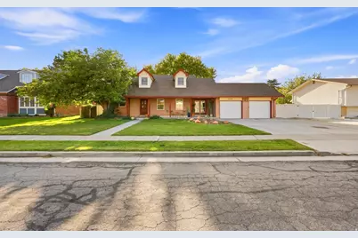 7024 S 2310 W, West Jordan, UT 84084 - Photo 2