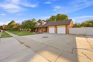 7024 S 2310 W, West Jordan, UT 84084 - Photo 6