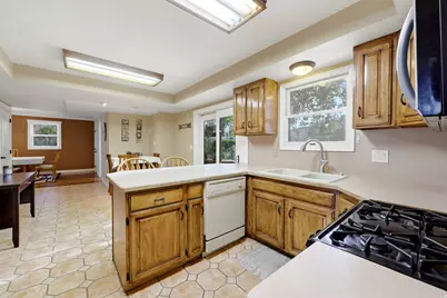 7024 S 2310 W, West Jordan, UT 84084 - Photo 18
