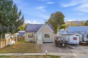 218 N 100 W, Malad City, ID 83252 - Photo 2