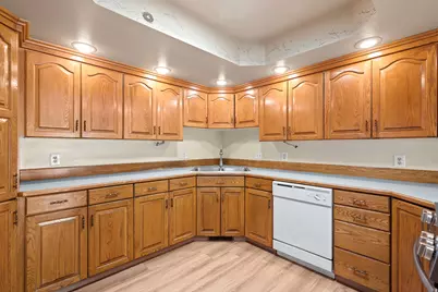 64 S 320 W, Orem, UT 84058 - Photo 10