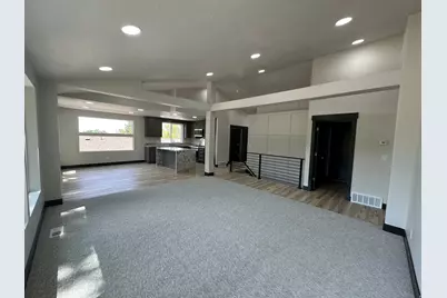 1133 E Benchview Dr, Ogden, UT 84404 - Photo 10