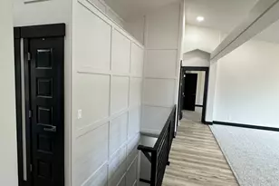 1133 E Benchview Dr, Ogden, UT 84404 - Photo 12