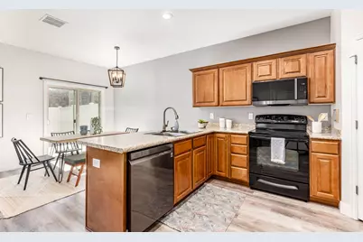 6915 S Village Bend Ln, Midvale, UT 84047 - Photo 12