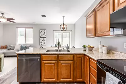 6915 S Village Bend Ln, Midvale, UT 84047 - Photo 10