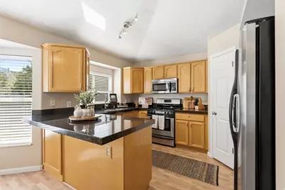 7469 S Balboa Dr, Midvale, UT 84047 - Photo 18