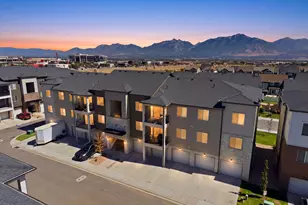 13525 S Poole Dr, Riverton, UT 84096 - Photo 24
