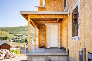 369 W Ascent Dr, Hideout, UT 84036 - Photo 6