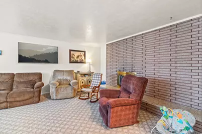 389 W 400 N, Richfield, UT 84701 - Photo 14