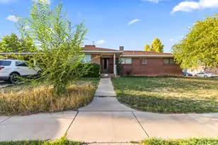 389 W 400 N, Richfield, UT 84701 - Photo 2