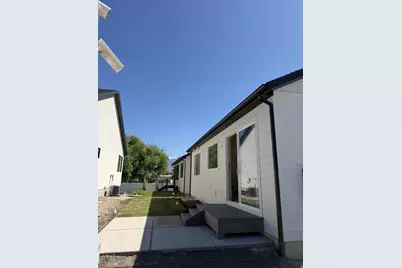 1728 W Trey Way #4, West Jordan, UT 84084 - Photo 4