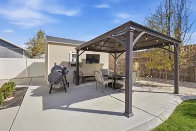 224 E Tate Ct, Grantsville, UT 84029 - Photo 36