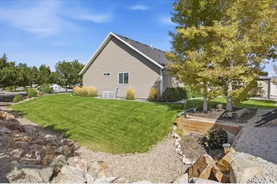 224 E Tate Ct, Grantsville, UT 84029 - Photo 40