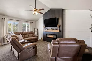 224 E Tate Ct, Grantsville, UT 84029 - Photo 6