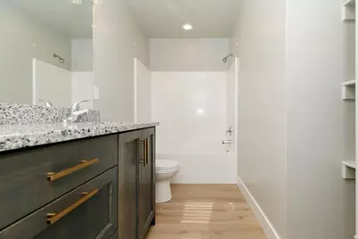 226 S 600 W, Logan, UT 84321 - Photo 20