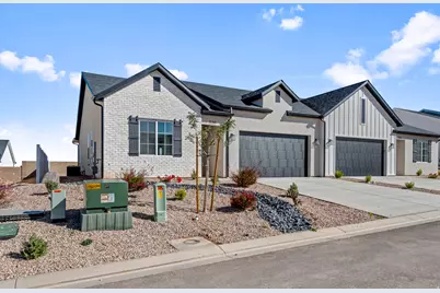 336 W Rosie Loop, Cedar City, UT 84721 - Photo 2