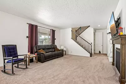 746 W Gladiolus Cir, Saratoga Springs, UT 84045 - Photo 6