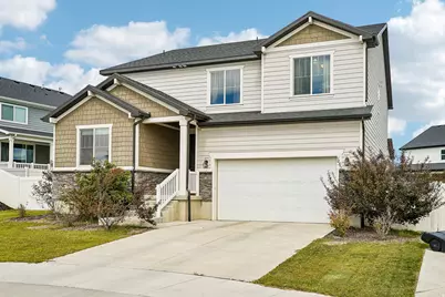 746 W Gladiolus Cir, Saratoga Springs, UT 84045 - Photo 2