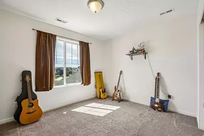 746 W Gladiolus Cir, Saratoga Springs, UT 84045 - Photo 22