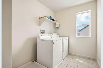 746 W Gladiolus Cir, Saratoga Springs, UT 84045 - Photo 26