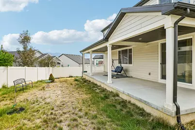 746 W Gladiolus Cir, Saratoga Springs, UT 84045 - Photo 36