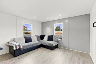 3579 S Byde A Wyle Dr, West Valley, UT 84119 - Photo 4