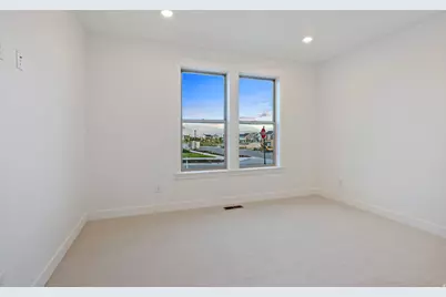 11594 S Markfield Way W #1-101, South Jordan, UT 84009 - Photo 8