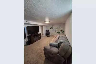 2265 W 5400 S, Roy, UT 84067 - Photo 20