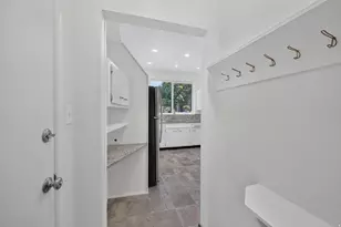 7320 S Chris Ln, Cottonwood Heights, UT 84121 - Photo 18