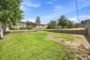 7320 S Chris Ln, Cottonwood Heights, UT 84121 - Photo 34