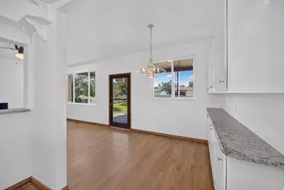 7320 S Chris Ln, Cottonwood Heights, UT 84121 - Photo 10