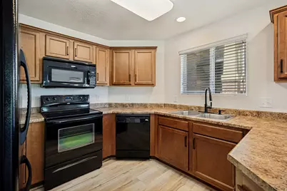 90 E Resaca Dr S #C-1, Sandy, UT 84070 - Photo 4