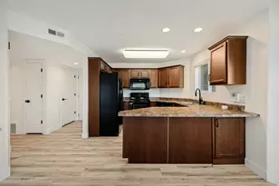 90 E Resaca Dr S, Sandy, UT 84070 - Photo 2