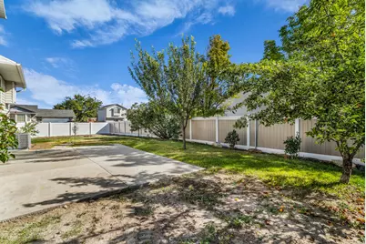 3187 S 6250 W, West Valley, UT 84128 - Photo 34