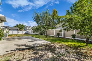3187 S 6250 W, West Valley, UT 84128 - Photo 34