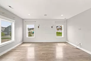 3256 S Iron Hl Cir, Saratoga Springs, UT 84045 - Photo 14