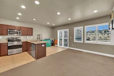 4268 S Main St, Murray, UT 84107 - Photo 6