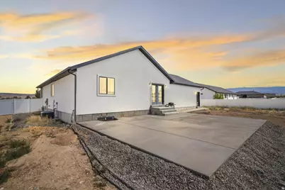 130 E 300 N, Centerfield, UT 84622 - Photo 12