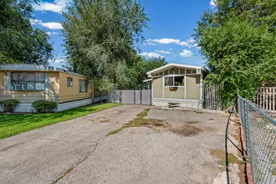 8808 S Oxford Cir, Sandy, UT 84070 - Photo 24