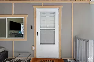 8808 S Oxford Cir, Sandy, UT 84070 - Photo 6