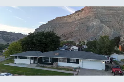 43 A St, Helper, UT 84526 - Photo 2