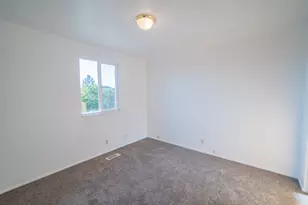 10273 S Countrywood Dr, Sandy, UT 84092 - Photo 18