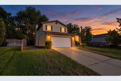 10273 S Countrywood Dr, Sandy, UT 84092 - Photo 2