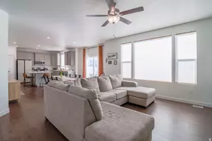 373 W Quartz Rd N, Tooele, UT 84074 - Photo 10