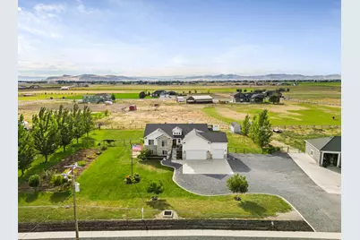 7755 N Highway 38 W, Honeyville, UT 84314 - Photo 4