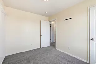 4012 W 4700 S, Roy, UT 84067 - Photo 20