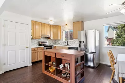 934 W Meadowlark Ln N, West Bountiful, UT 84087 - Photo 6