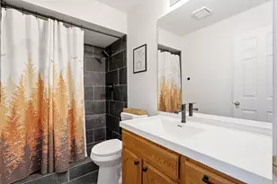 934 W Meadowlark Ln N, West Bountiful, UT 84087 - Photo 16