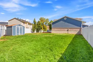 934 W Meadowlark Ln N, West Bountiful, UT 84087 - Photo 30