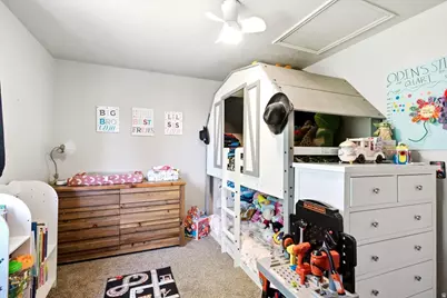 425 W 300 N, Clearfield, UT 84015 - Photo 16